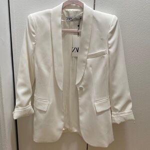 NWT Zara white blazer